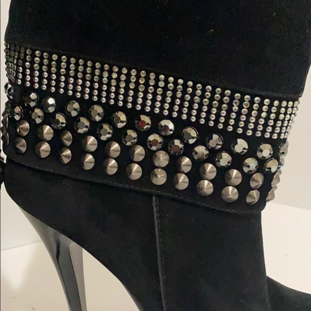Nancy Li Rhinestone Black Suede Heel - Picture 6 of 8